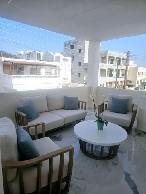 Deluxe Apartment Paphos Kültér fotó