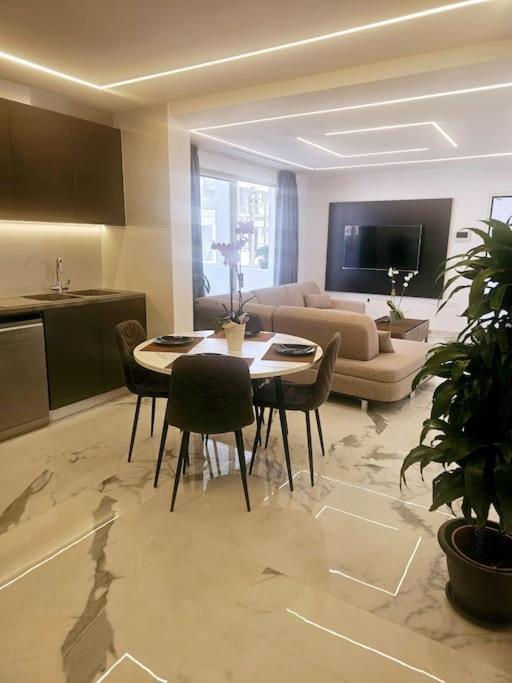 Deluxe Apartment Paphos Kültér fotó