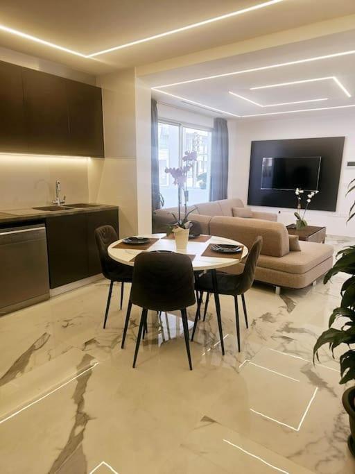 Deluxe Apartment Paphos Kültér fotó